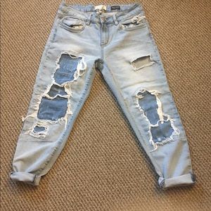 Denim low rise girlfriend jeans